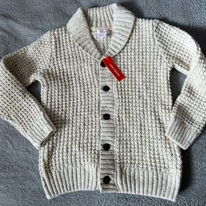 Brand new kids cardigan, sold as boys but girls could wear it also.